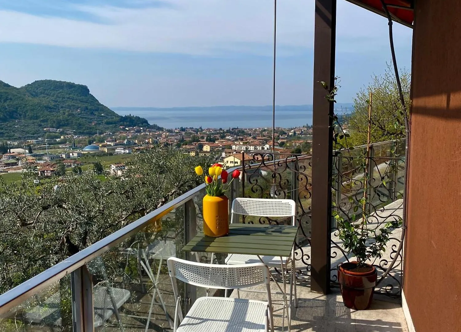 Panoramic Garda Apartment 코스테르마노 이탈리아