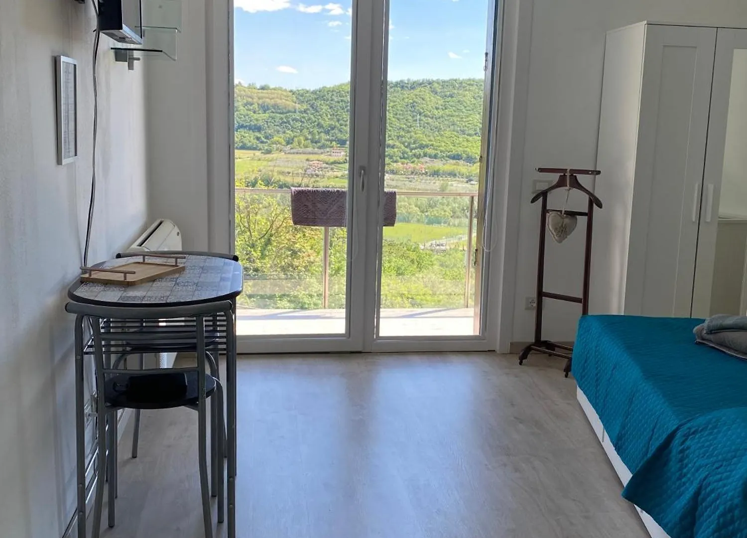 Panoramic Garda Apartment Costermano